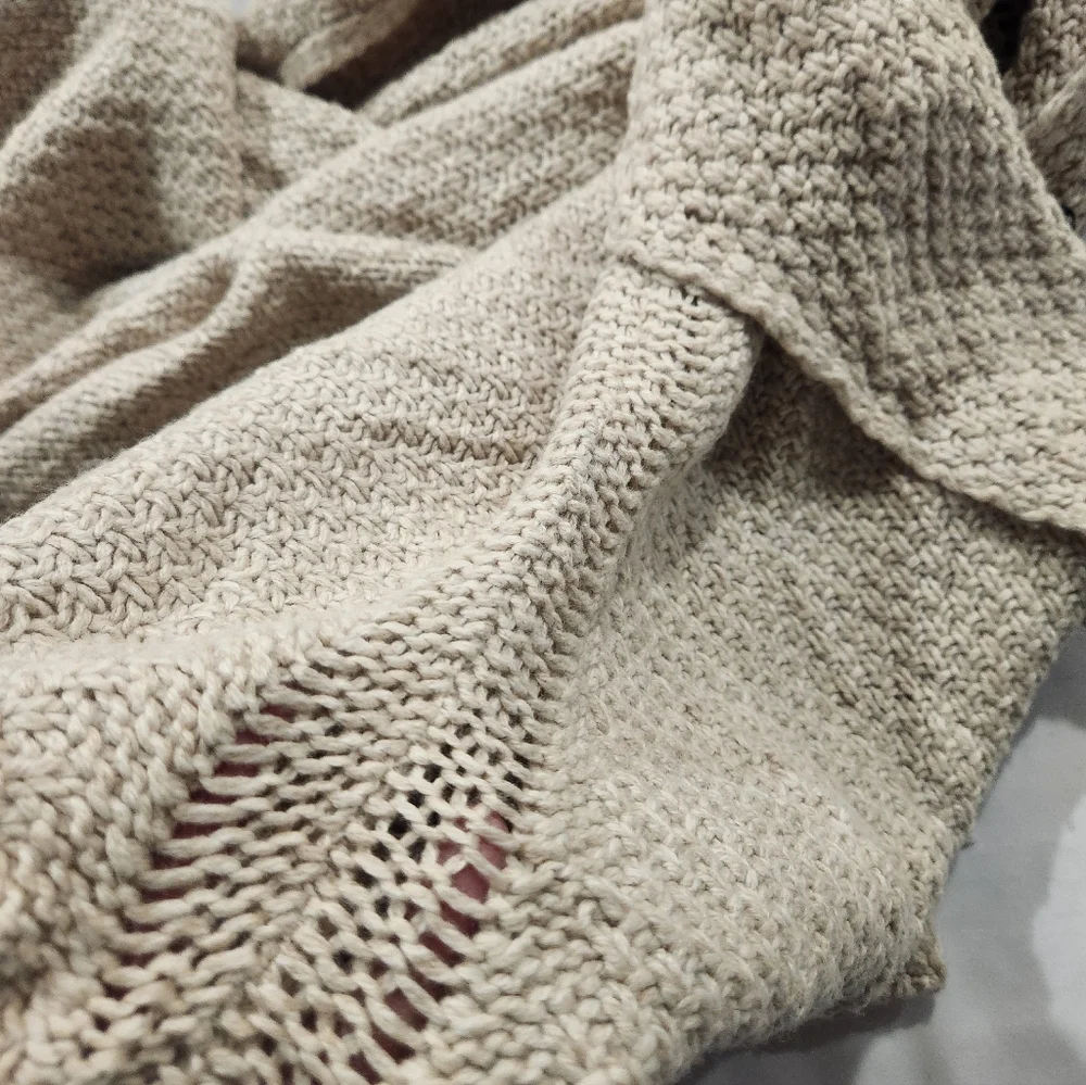 Massimo Dutti Sweater Poncho Shawl - Picture 15 of 16